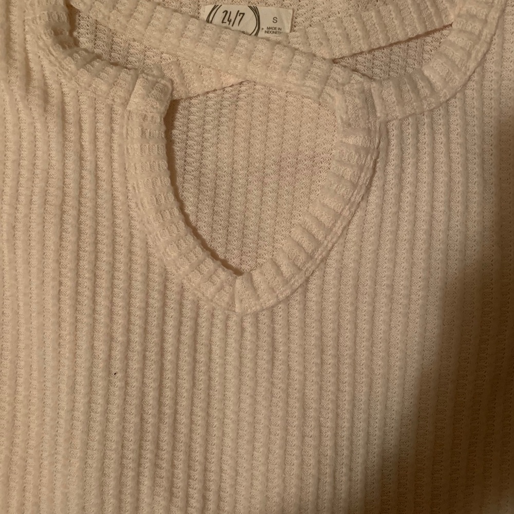 Maurices Off White Long Sleeve